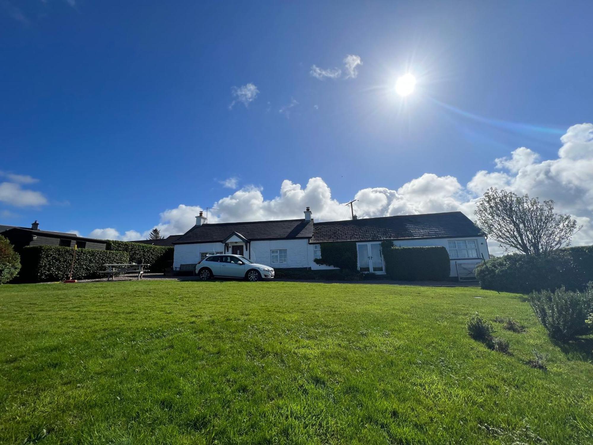 Tornaroan Cottage Ballycastle Exterior photo